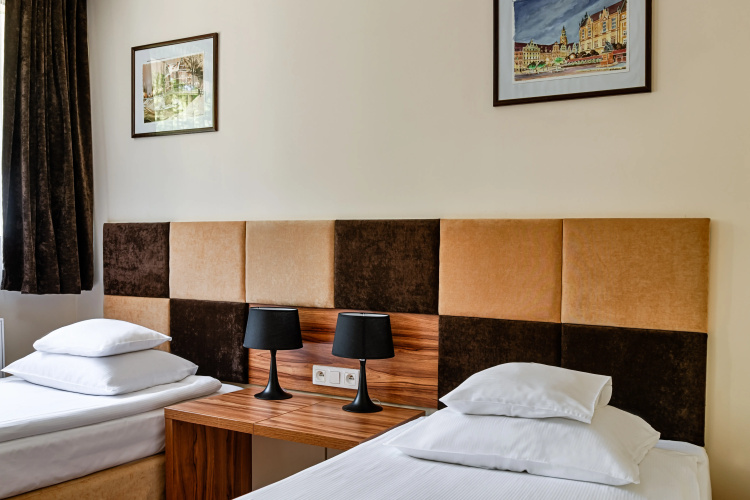 Boutique Hotel's Kwiska / Legnicka