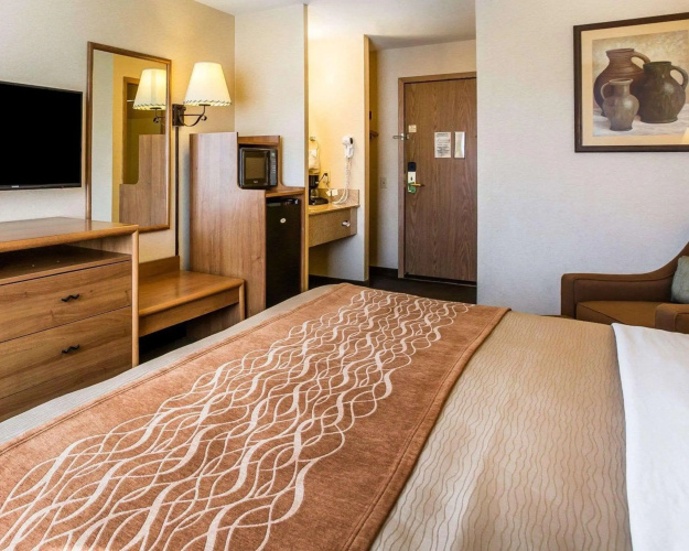 Quality Inn Lone Pine near Mount Whitney