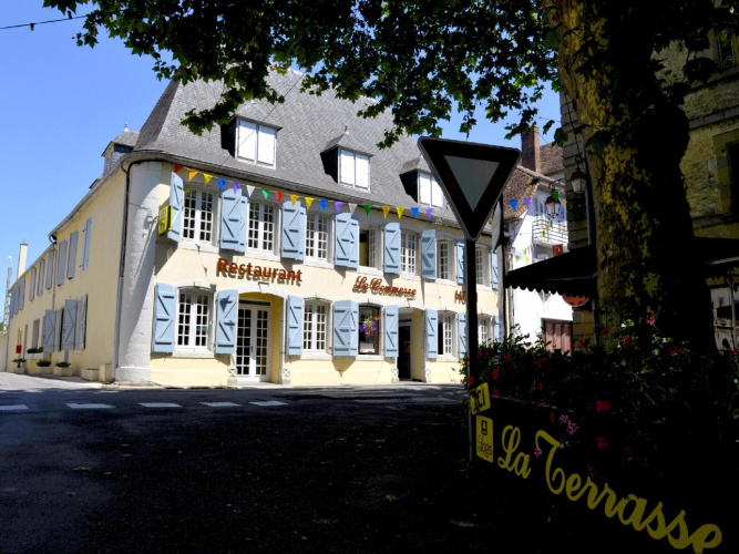 Logis Hôtel Le Commerce