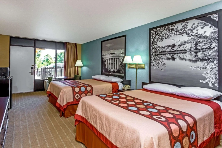 Standard Quadruple room