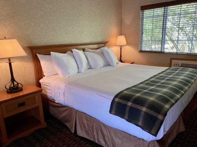 Cousins Country Inn