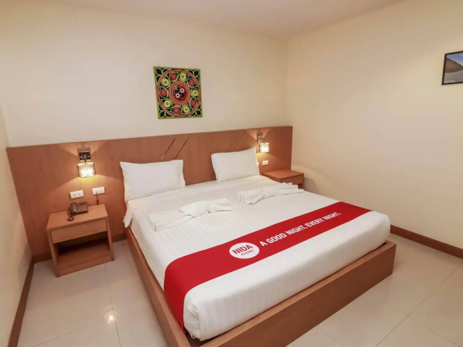 NIDA Rooms Patong Silk House