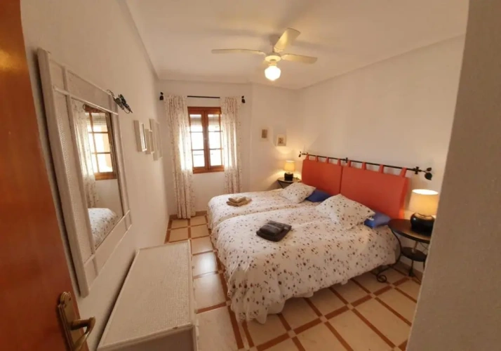 2 Bedrooms Apartment