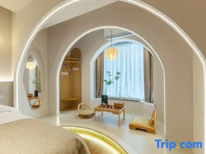 1 Bedroom Standard Twin room with river view