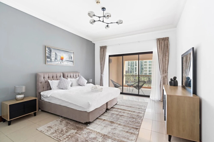 StoneTree - Golden Mile 5 2BR - Beach Access