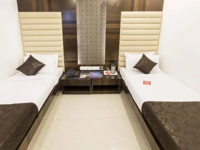 Hotel Causeway