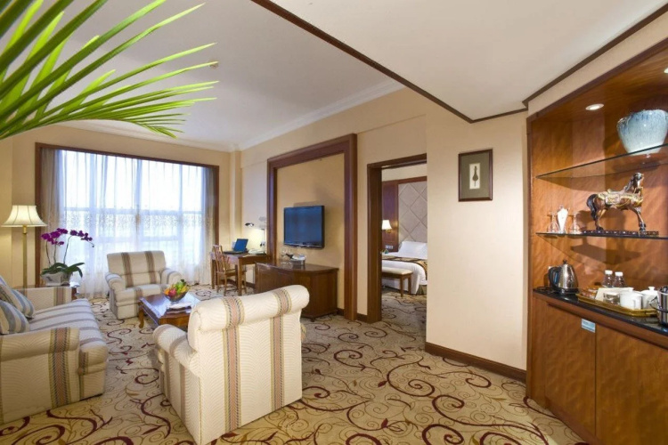Dongguan Gladden Hotel