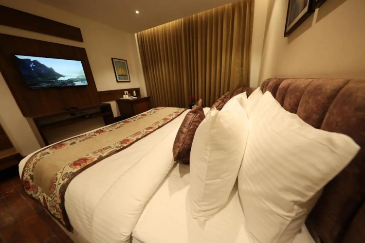 Justa Grand View Resort & Spa, Manali