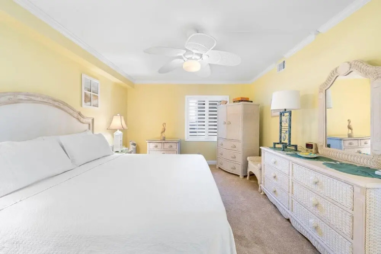 Seaspray Riverside 611