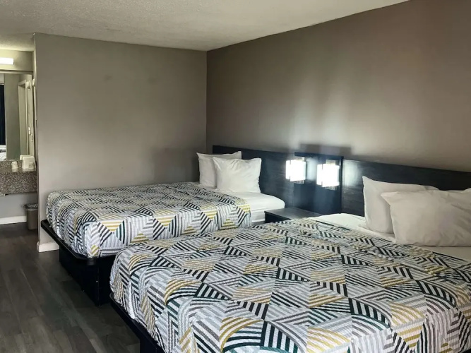 Motel 6 Lugoff, SC
