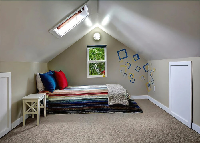 Birch Tree Cottage - Three Bedroom Home with Fireplace