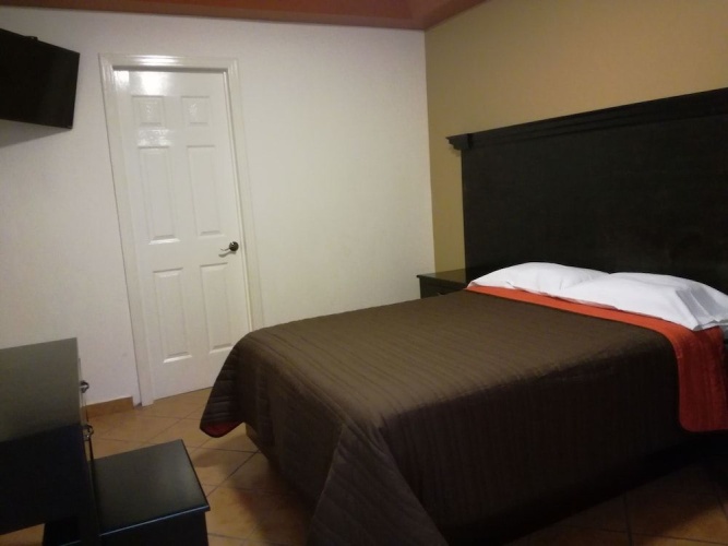 Hotel y Plaza Jalpan