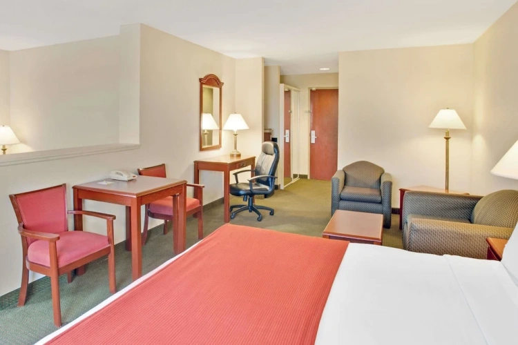 Twin Studio Suite