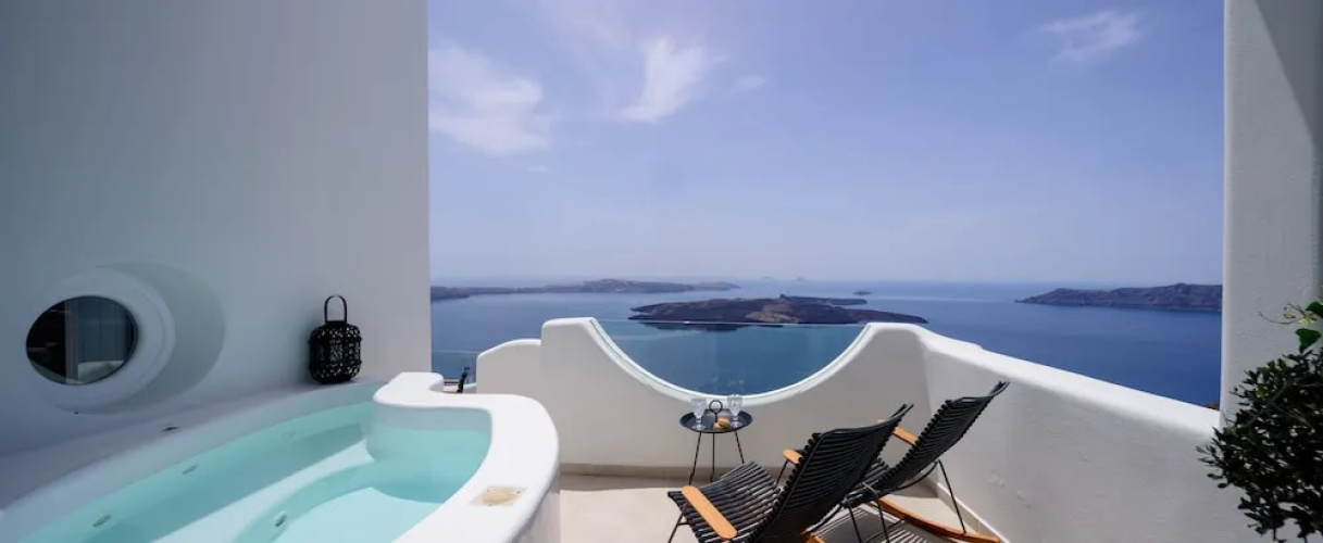 Aethria Villa