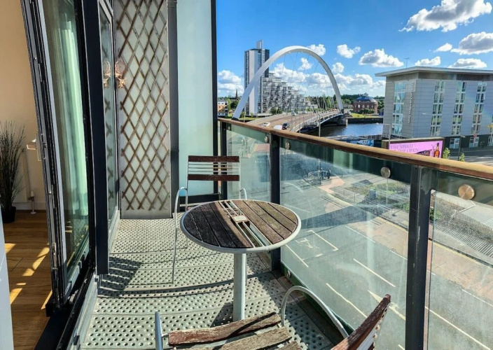 Hydro/secc 2 bed Luxury Apartment