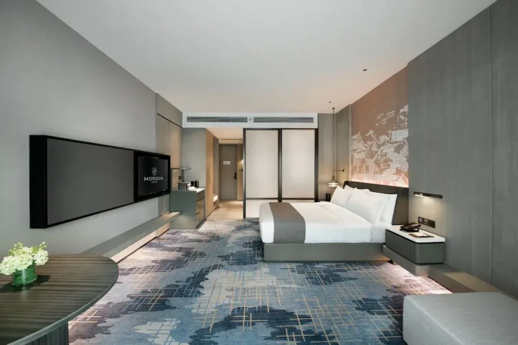 Superior Single room with city view
