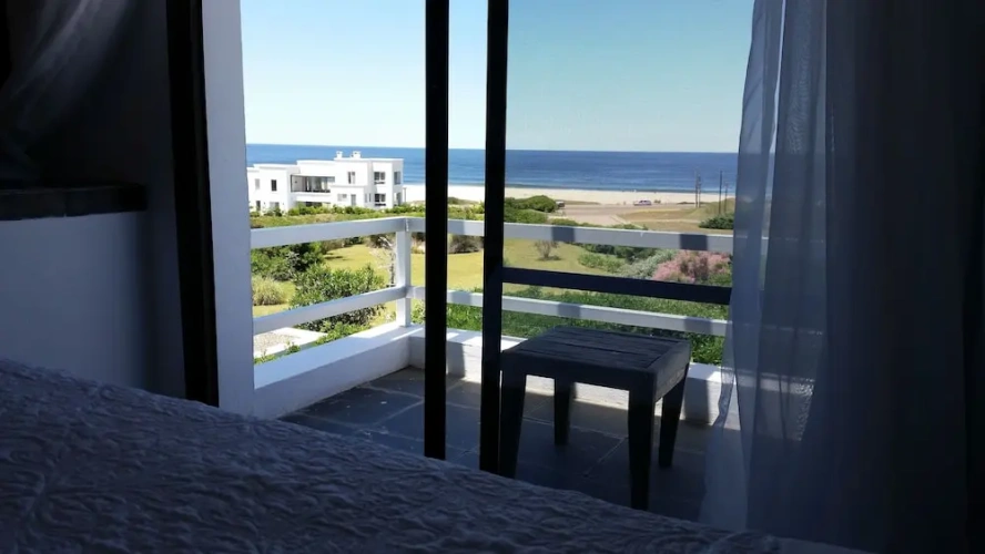 Standard Twin room with balcony