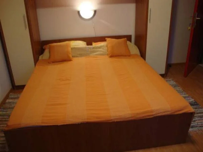Mia Apartments