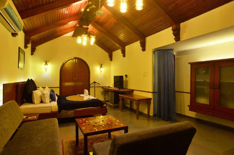 Heritage Khirasara Palace