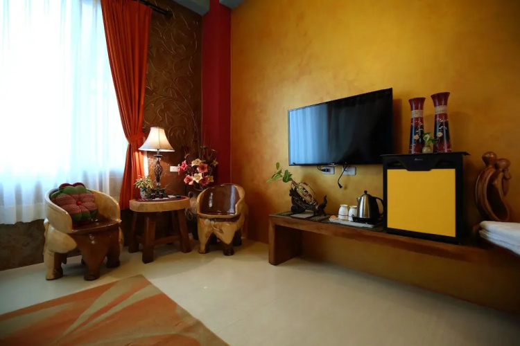 The Wonderland B&B