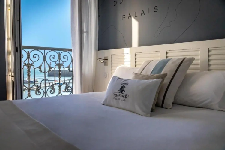 Standard Double room with sea view