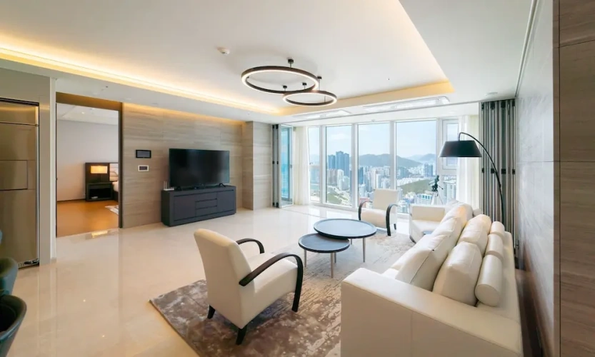 3 Bedrooms Royal Suite beachfront