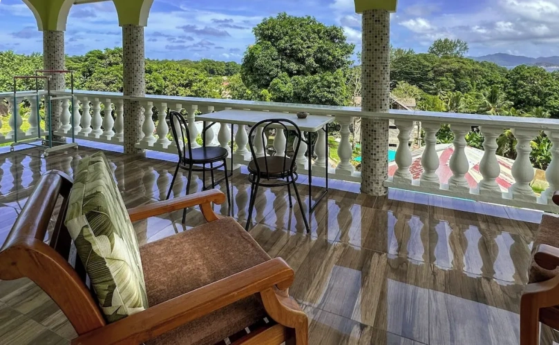 3 Bedrooms Comfort Sextuple Villa with partial ocean view