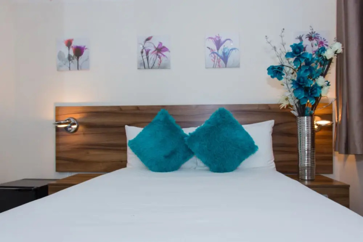 Langley Guest House