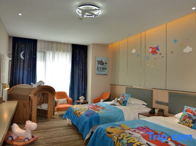 Standard Family room