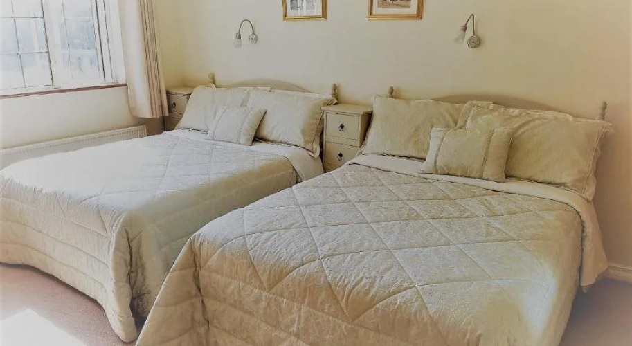 Groveside Farm B&B