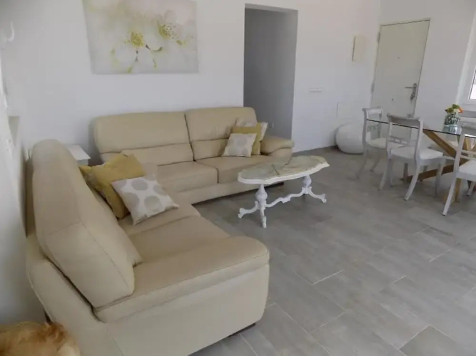 3-bed Villa Sleeps 8 With Private Pool