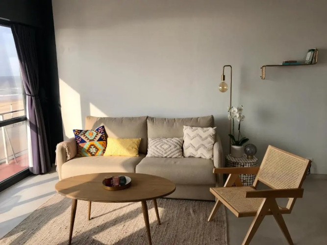 Luxury Seaview Apartment with free private garage