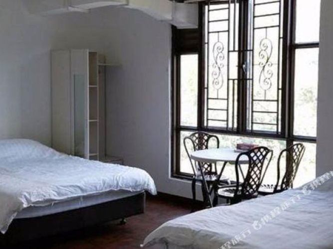 1 Bedroom Standard Double room with view