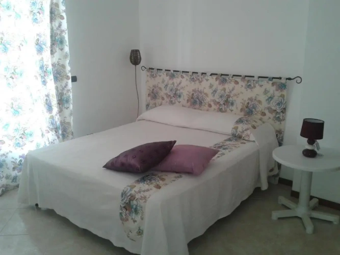 4 Bedrooms Cottage