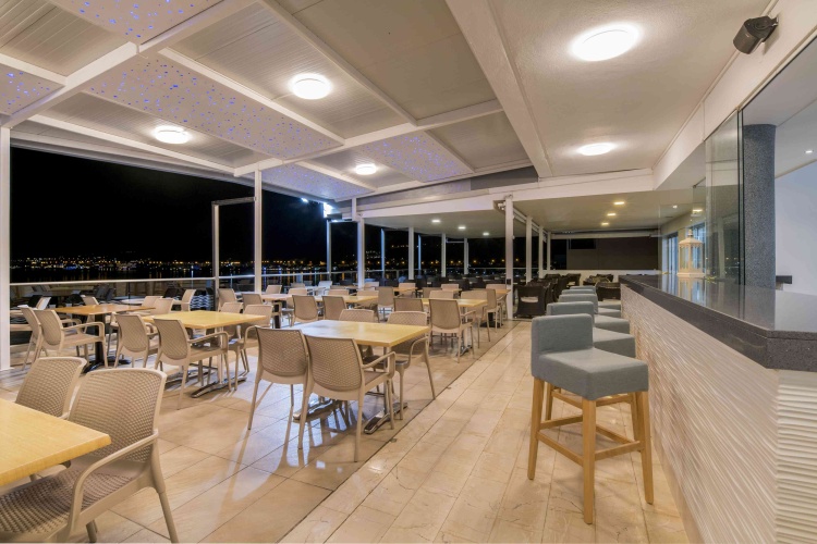 Horizon Beach Hotel photo 38