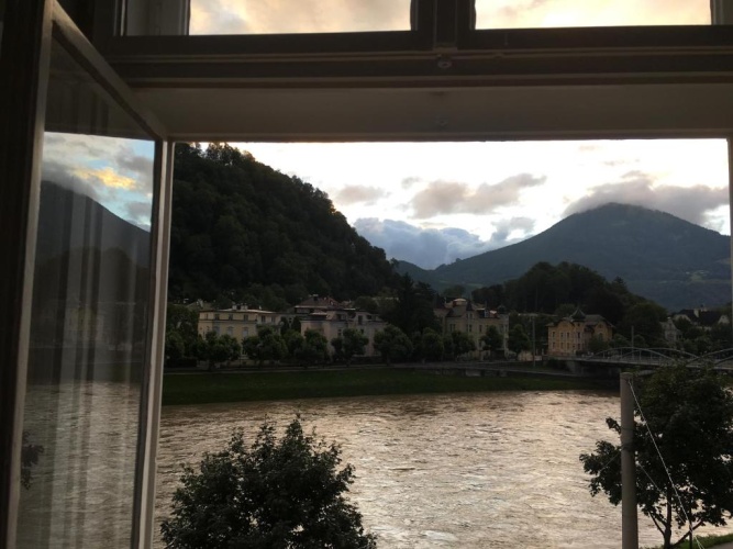 Standard Double room with river view