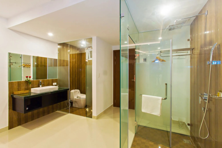 Riverside White House Boutique Hotel
