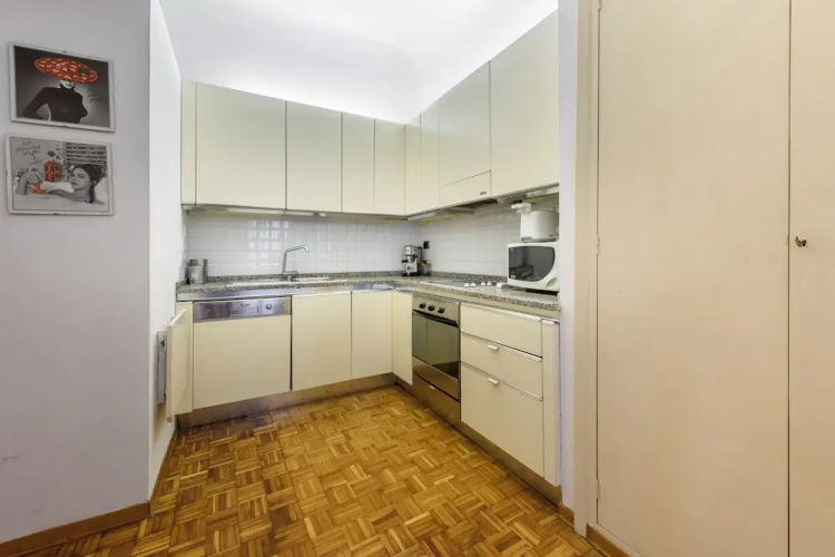 Montebello Place by Mmega