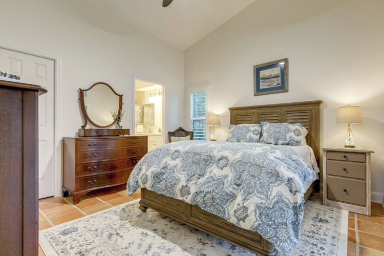 5 Mi to Stuart Beach! Home w/ Pet-friendly Yard