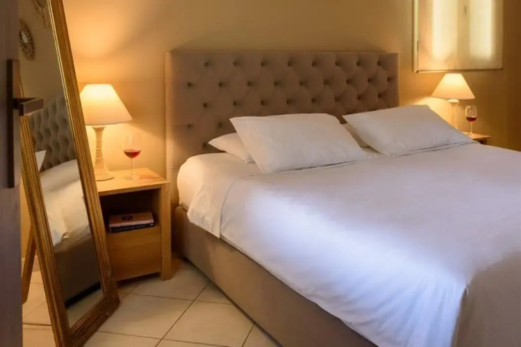 Suite Home Santorini