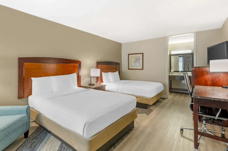 Standard Quadruple room