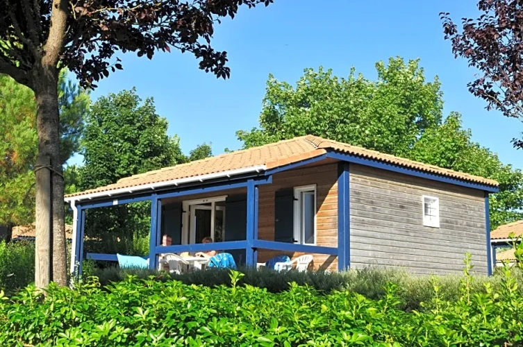 2 Bedrooms Double Chalet