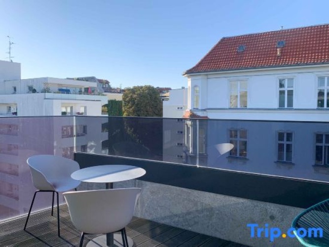 Deluxe Suite with city view