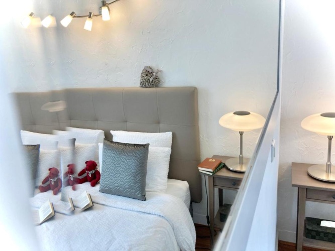 1 Bedroom Suite