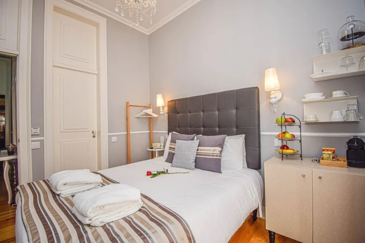 1 Bedroom Comfort Suite with balcony