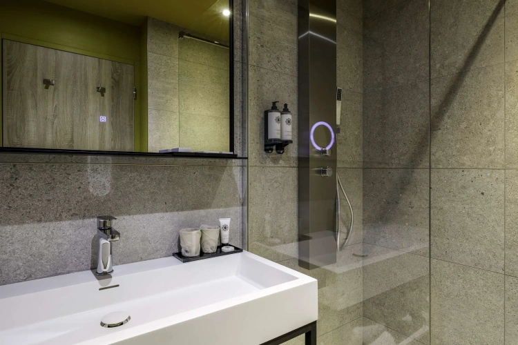 Double Suite