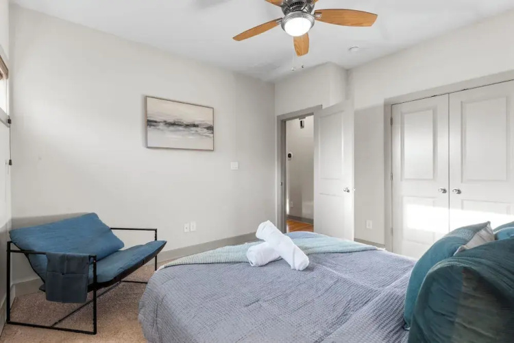 Chic & Homey 3BR Close to Downtown