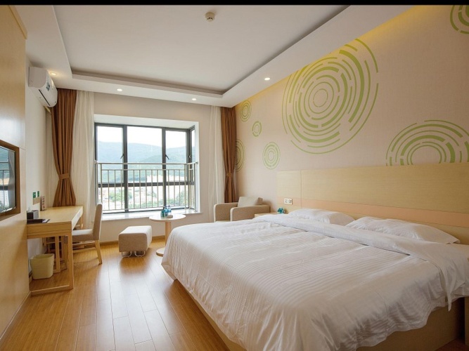 Standard Double room with view