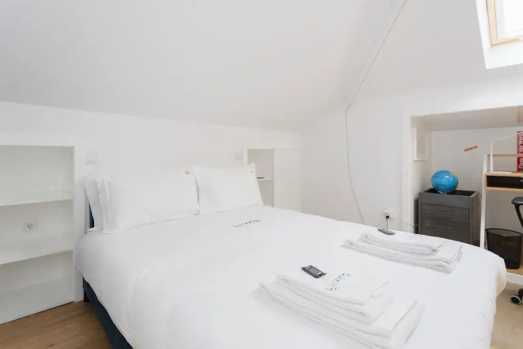 Colorwave Terrace House