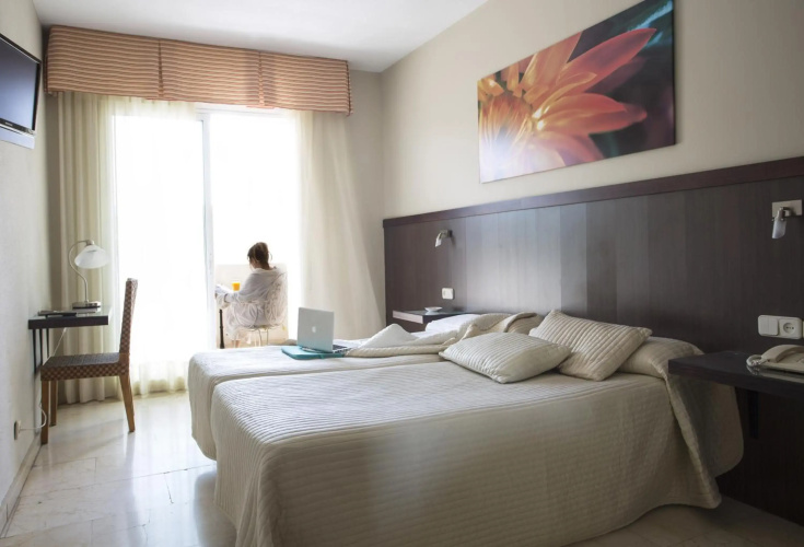 Oasis Cordoba Hotel